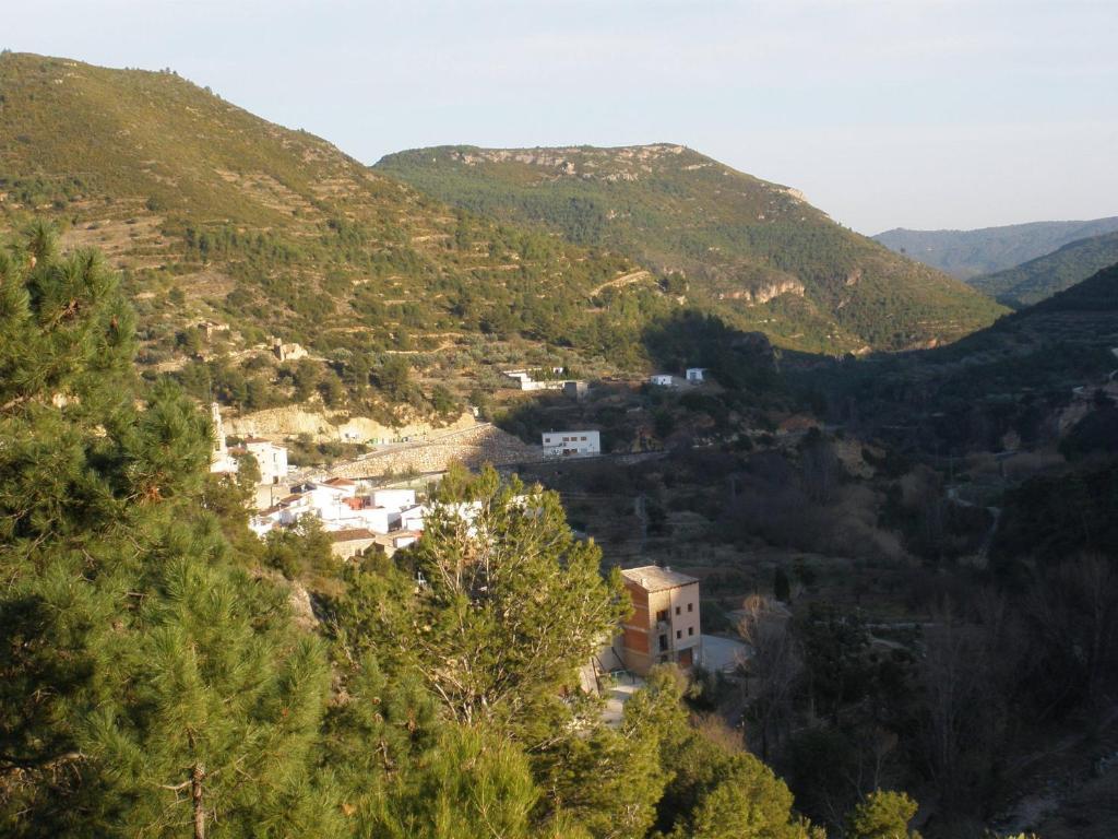 Hotel Restaurante Vinas Viejas Fuentes de Ayódar Exterior foto