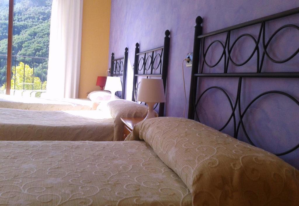 Hotel Restaurante Vinas Viejas Fuentes de Ayódar Quarto foto