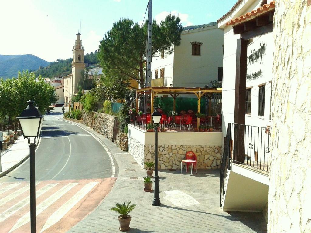 Hotel Restaurante Vinas Viejas Fuentes de Ayódar Exterior foto